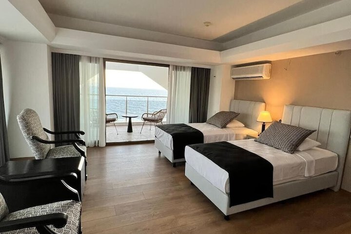 Room 12 of 63