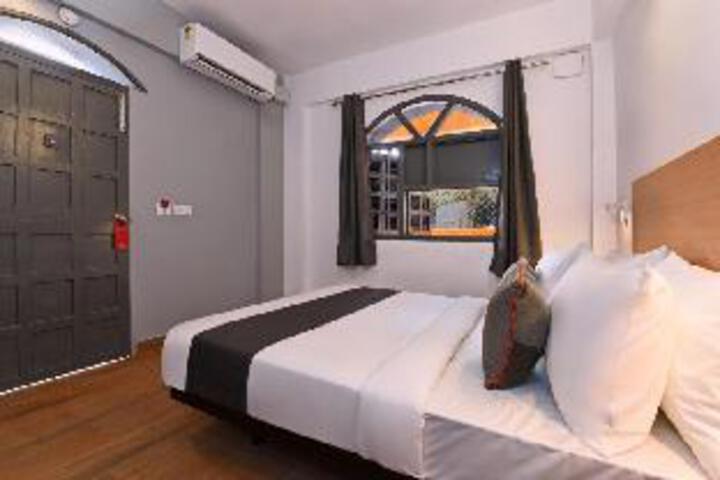 Room 2 of 14