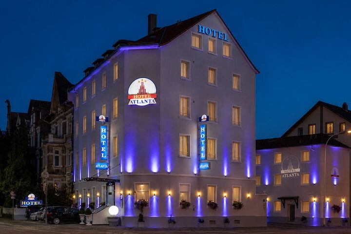 Hotel Entry