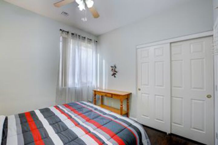 Room 6 of 35