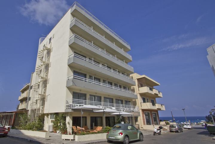 Hotel 46 of 48