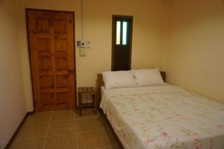 Room 15 of 31