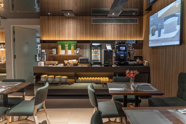 Breakfast area