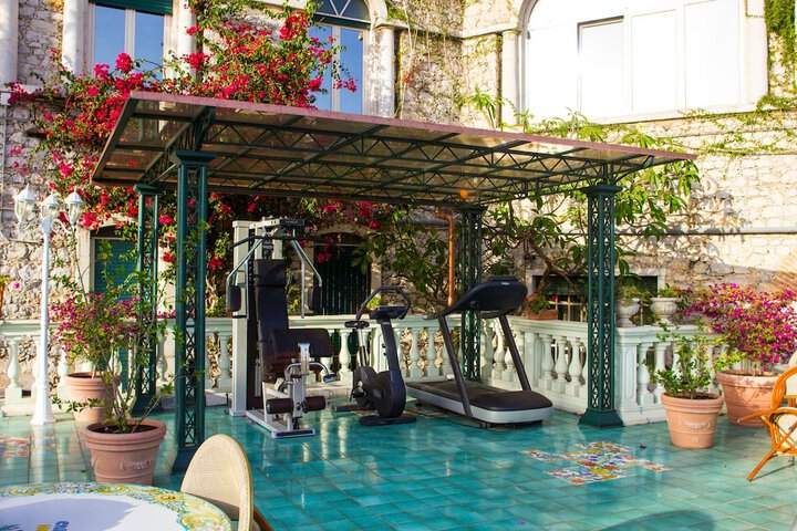 Hotel with Gym