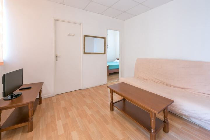 Room 14 of 19