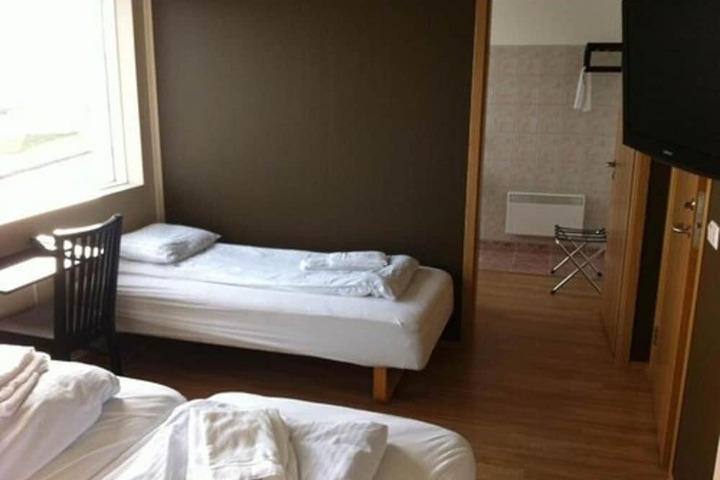Room 13 of 72