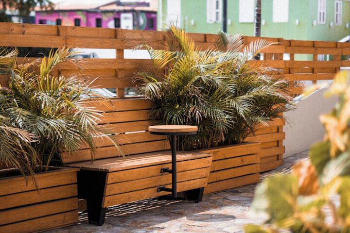 Terrace/Patio 79 of 82