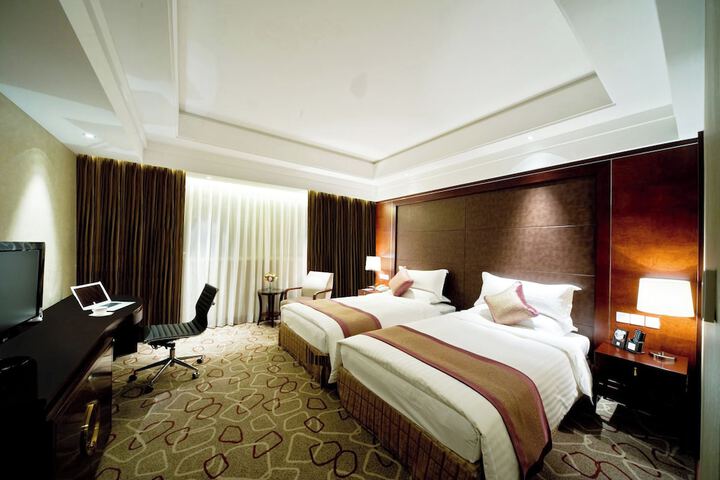 Room 5 of 67