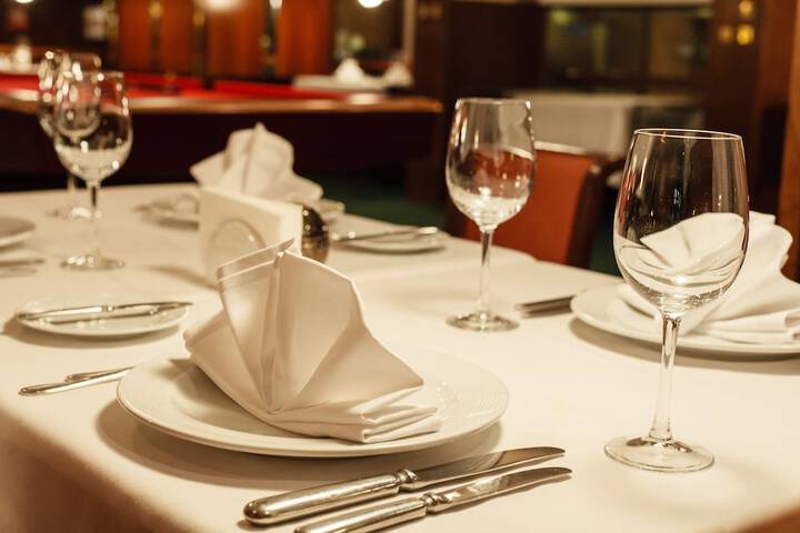 Dining 63 of 82