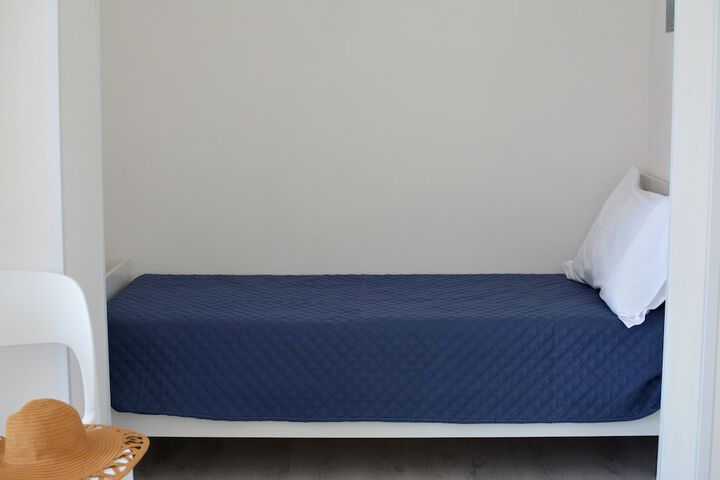Room 14 of 42