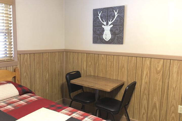 Room 19 of 259