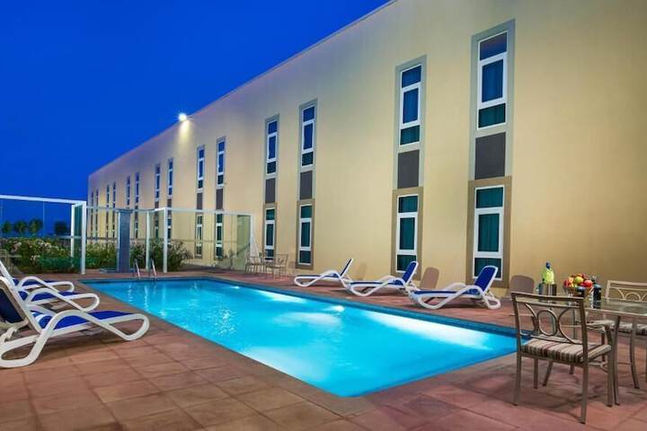 Pool 31 of 54