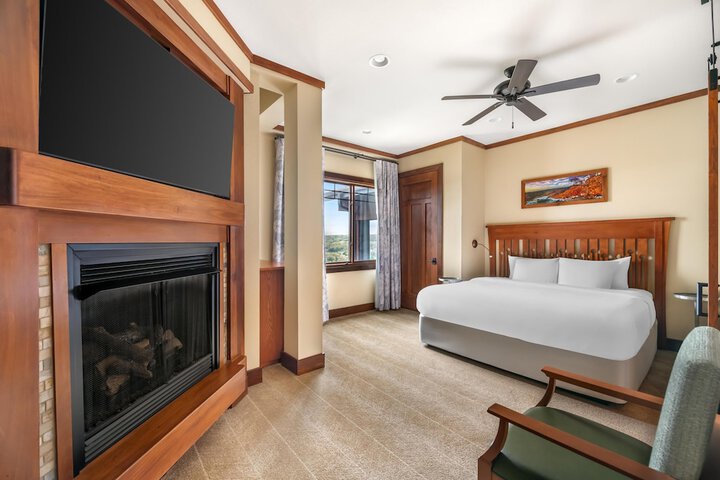 Room 10 of 55