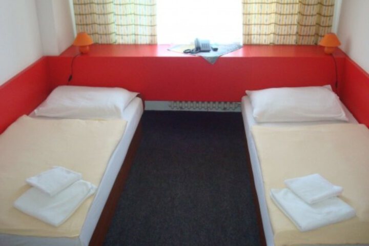 Suite Room