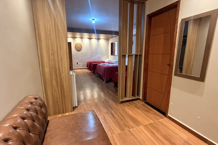 Room 27 of 66