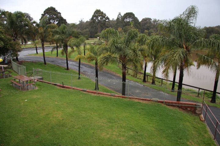 Property Grounds 16 of 17