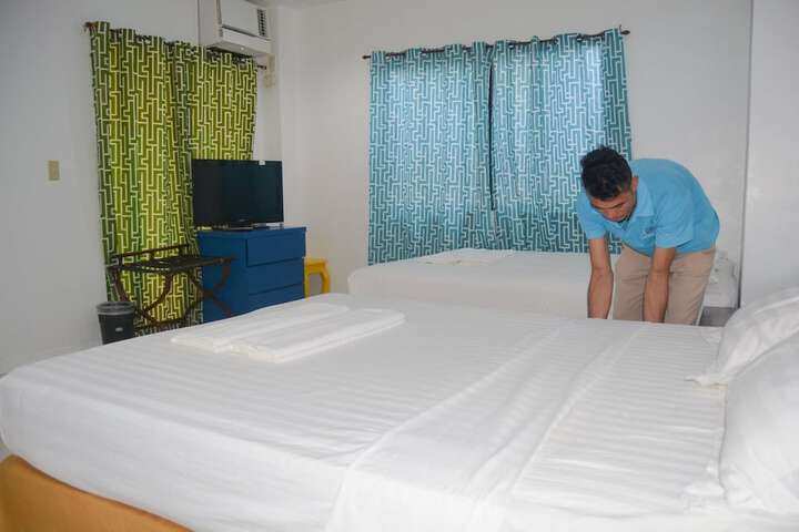 Room 15 of 29