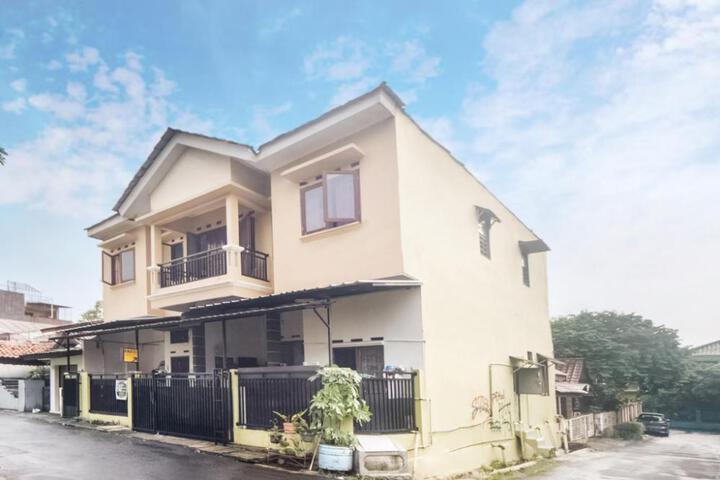 SPOT ON 3311 Fai Bogor Backpacker Syariah