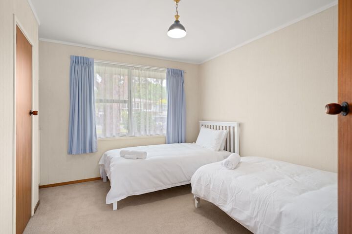 Room 2 of 20