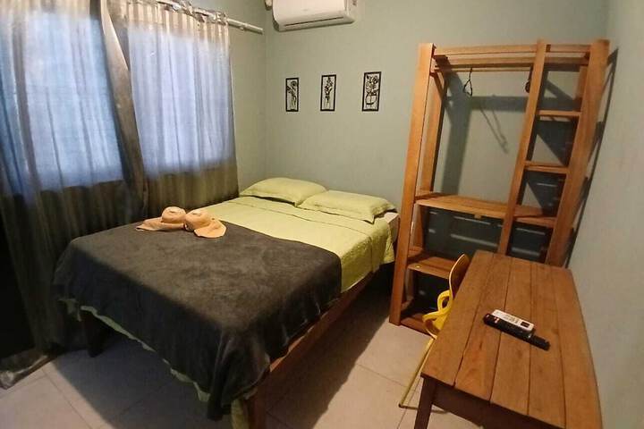 Room 21 of 61