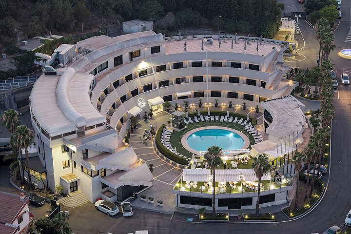 Hotel 60 of 63