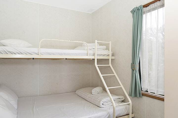 Room 14 of 63