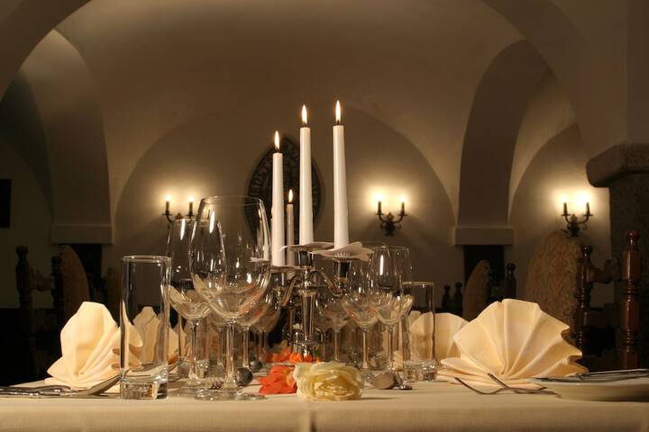 Dining 42 of 78