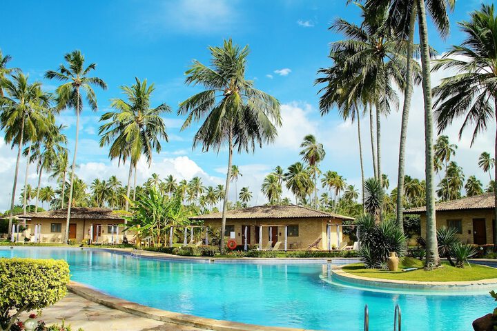 Hotel with Pool