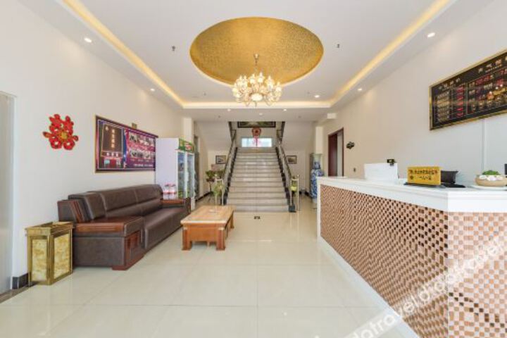 Hotel Interior 11 of 22
