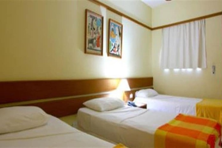 Room 5 of 33