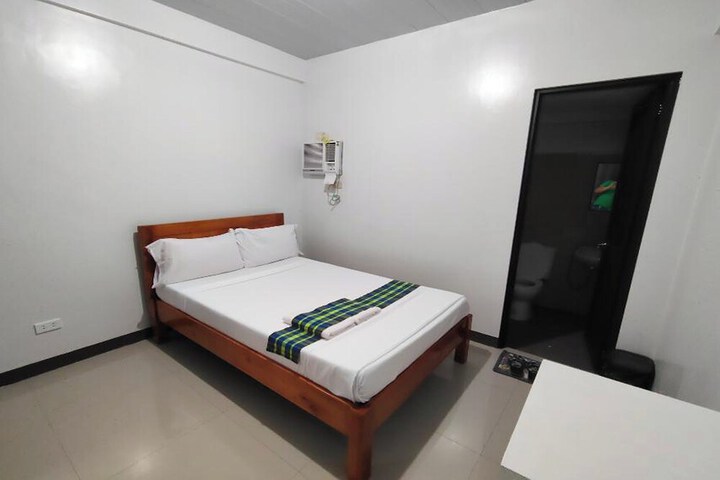 Room 12 of 43