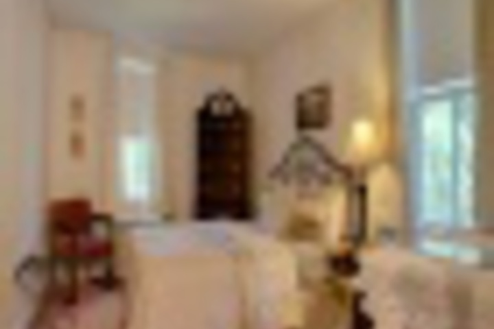 Room 279 of 408