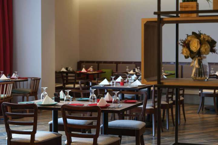 Dining 50 of 67