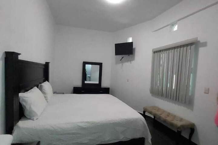 Room 18 of 22