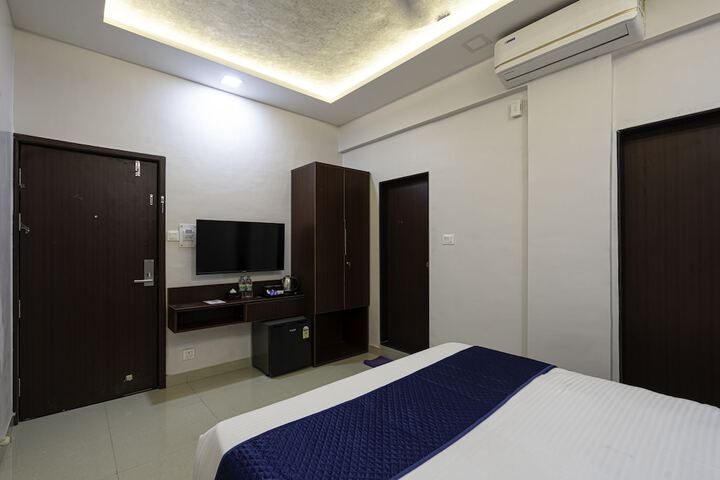 Room 18 of 27