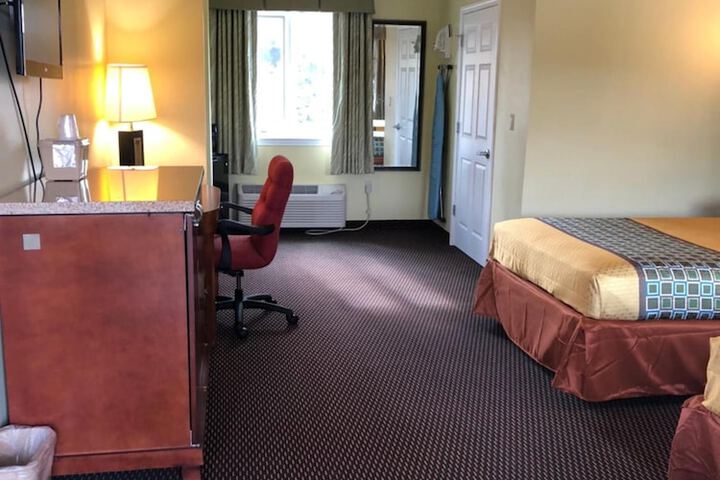 Room 21 of 43