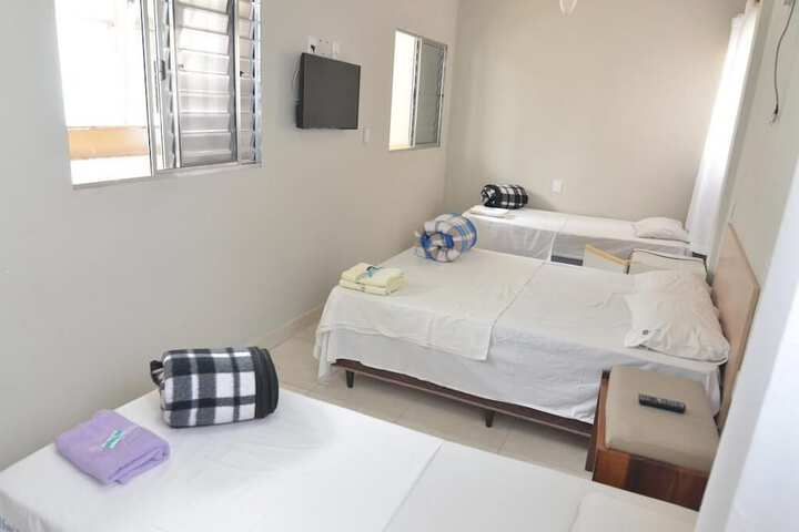 Room 4 of 27
