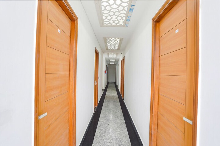 Hotel Interior 5 of 28