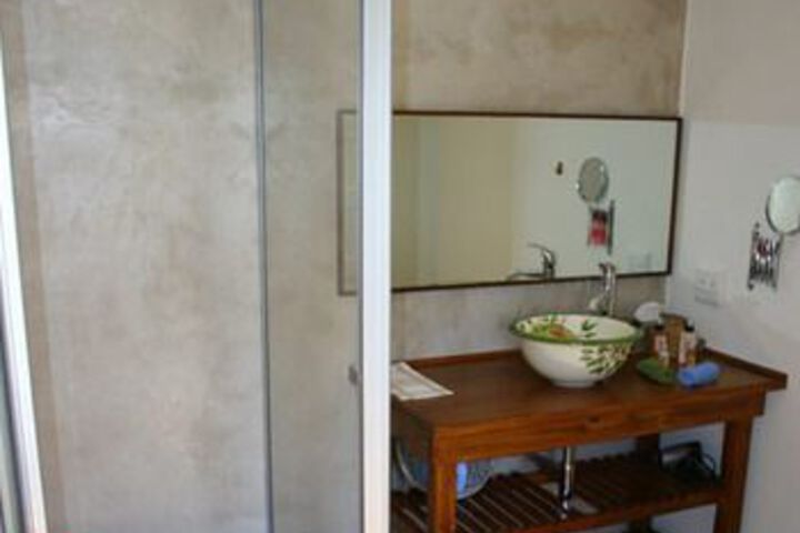 Room 2 of 22