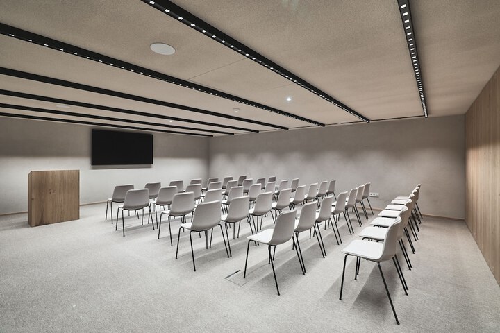 Meeting 76 of 82