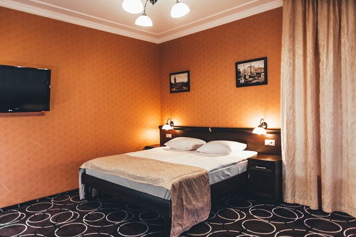 Room 19 of 63
