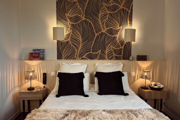 Room 5 of 25