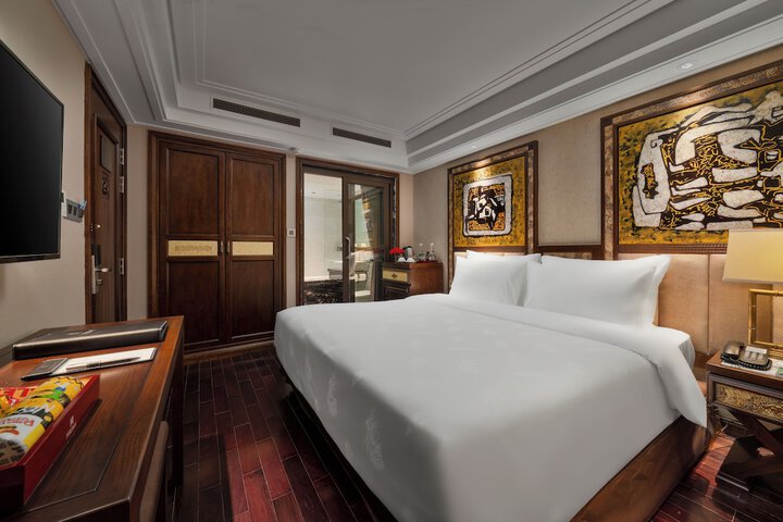 Room 25 of 52