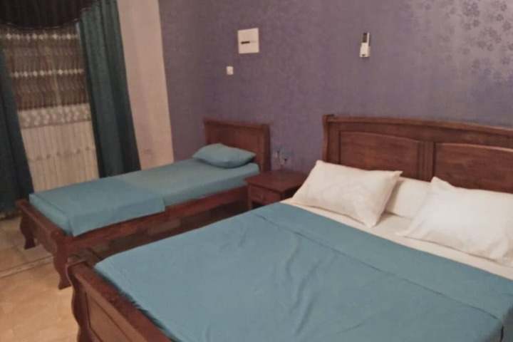 Room 28 of 62