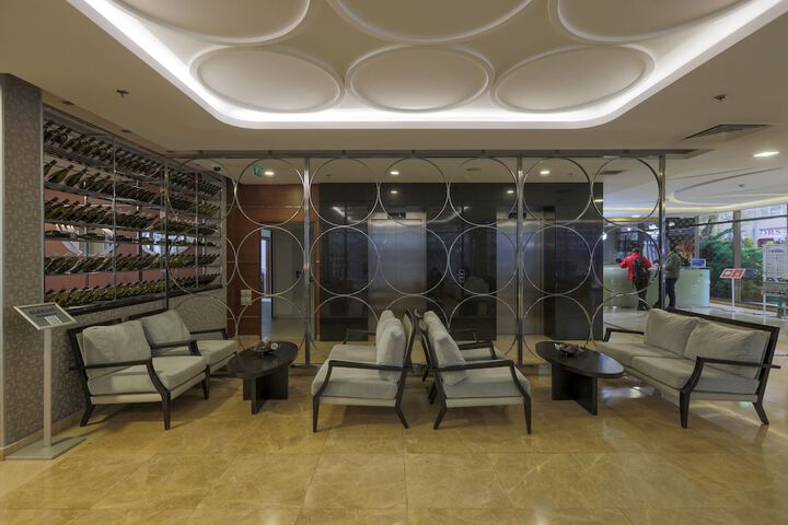 Lobby Photos