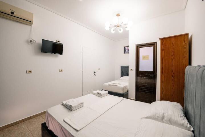 Room 38 of 65