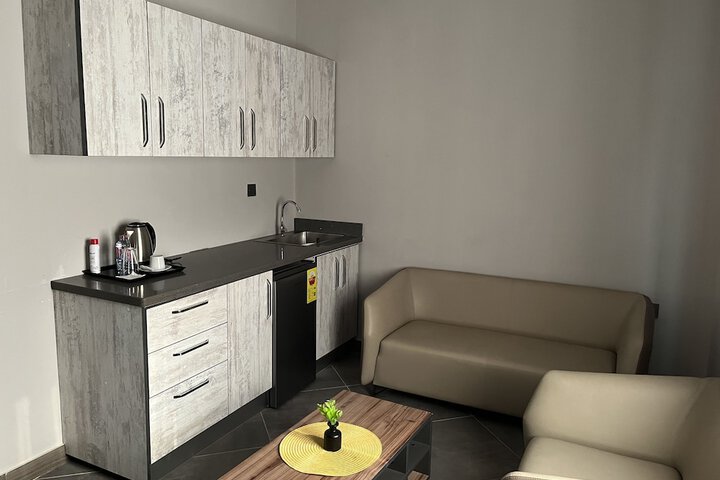 Room 33 of 41