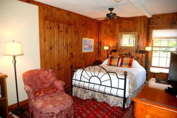 Room 12 of 27