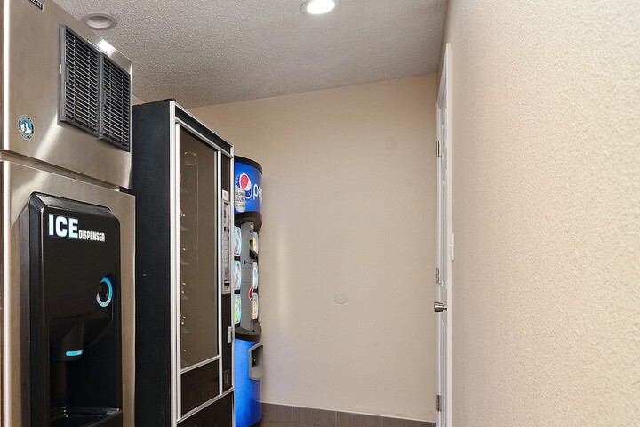 Hotel Interior 20 of 28