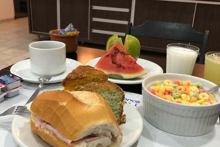 Breakfast/Coffee Service 9 of 12